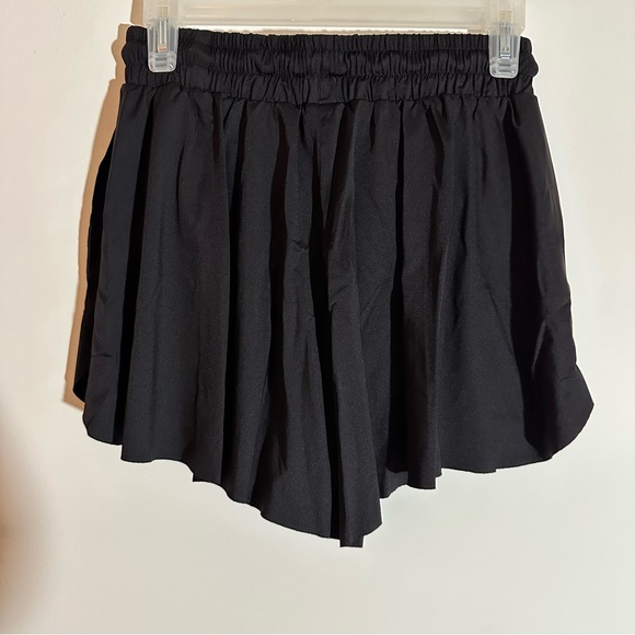 Love Tree Black Women's Shorts - Picture 3 of 6